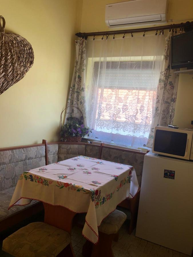 Jesolo Apartmanhaz Balatonkeresztur Exterior photo
